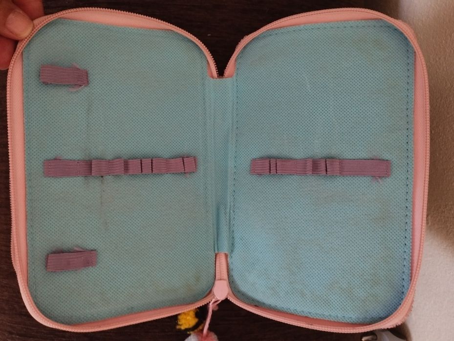 Детска раница с моливник