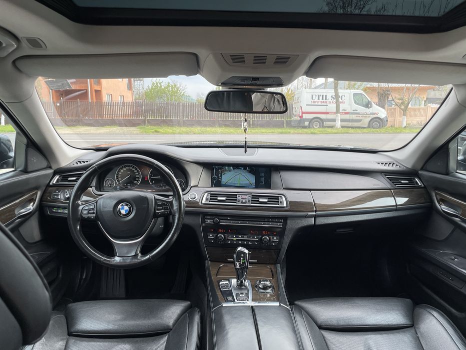 Bmw 730D 2011,4 butoane,soft close, 265 km
