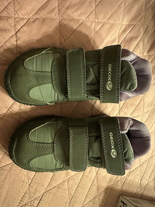 Ghete fete marca Geox