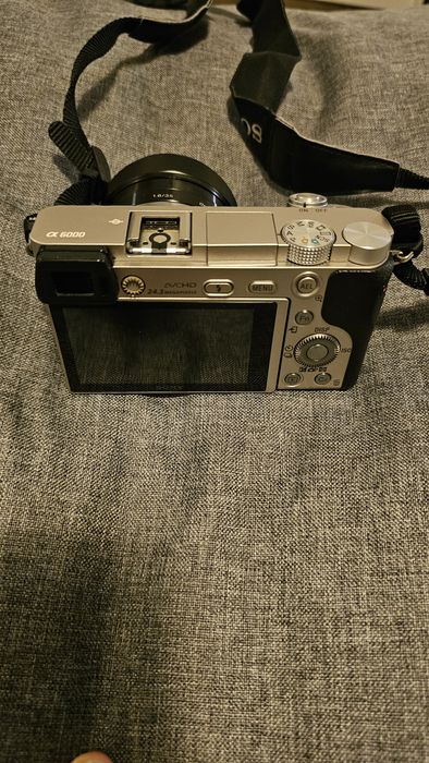 Sony A6000 + 3 obiective