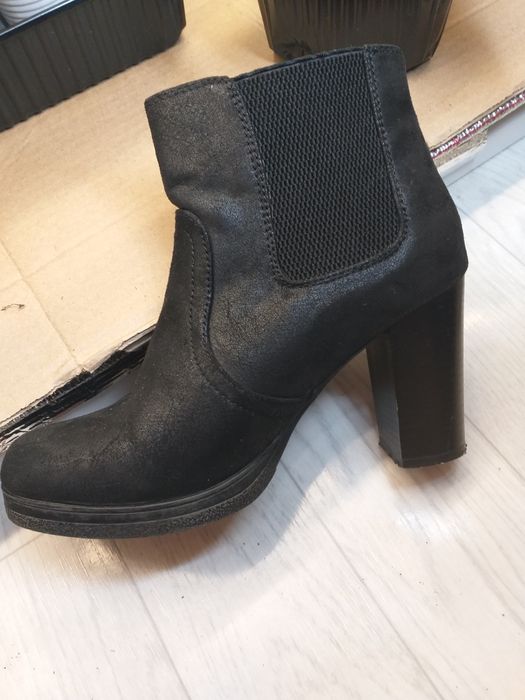 Весенние осенние ботинки устойчивый каблук