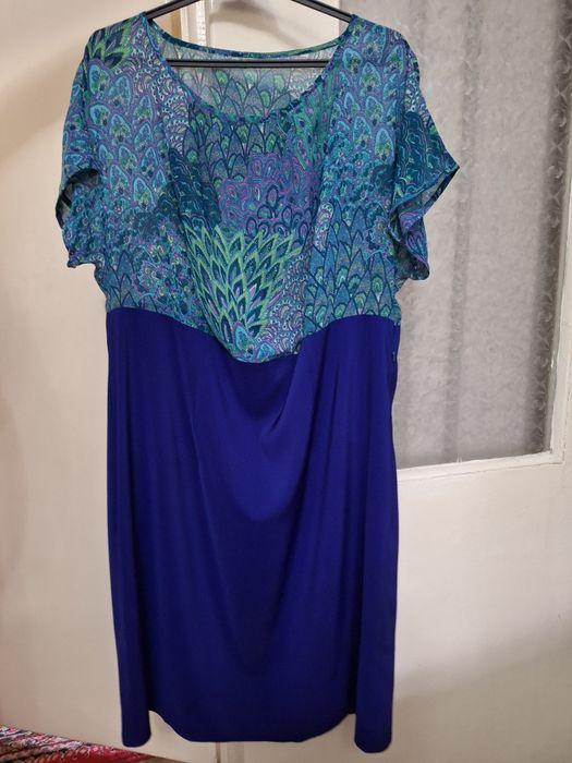 Платье на полную фигуру.Размер 58-60.