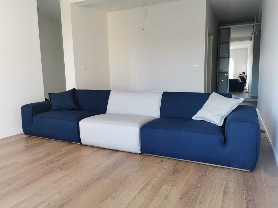 Vând canapea , produs nou