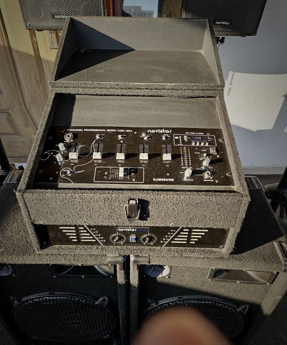 Vând boxe si amplificator cu mixer