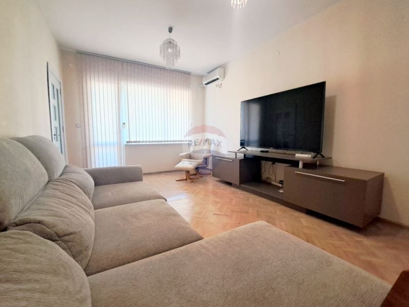 Дава се под наем Четиристаен апартамент в Варна, Окръжна болница - 103 кв.м за 765 € - Снимка #4