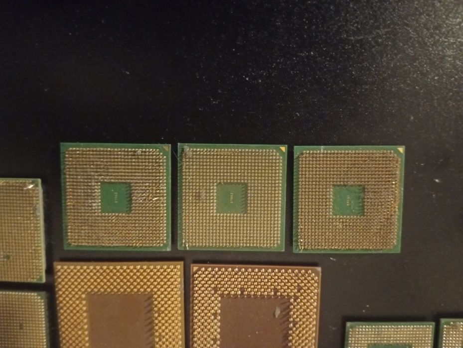 Procesoare PC vechi. Pentru reciclare Diverse modele, cateva funcționa