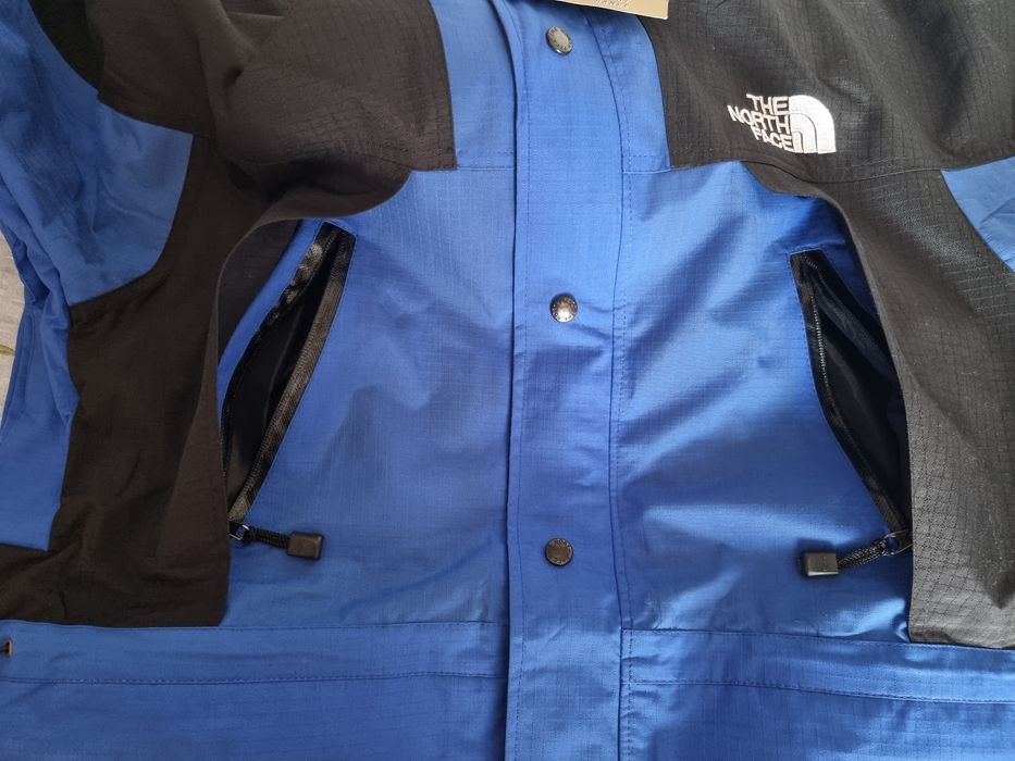 Geaca de iarna The North Face waterproof goretex cu polar detasabil
