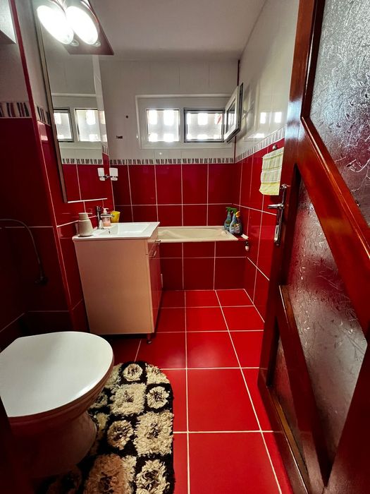 Inchiriez apartament 2 camere utilat situat in Centru Dragalina