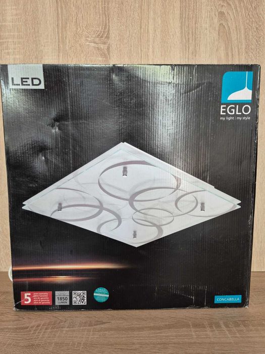 Aplici și mașina de cusut