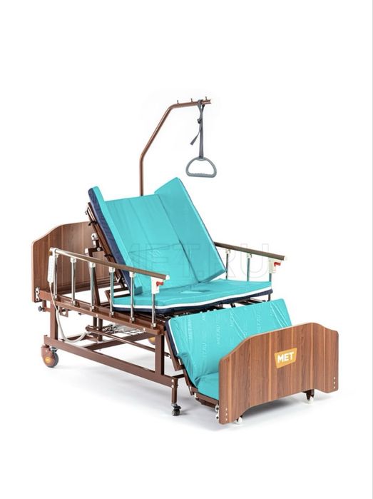 Продам многофункциональную кровать с пультом управления для лежачих.