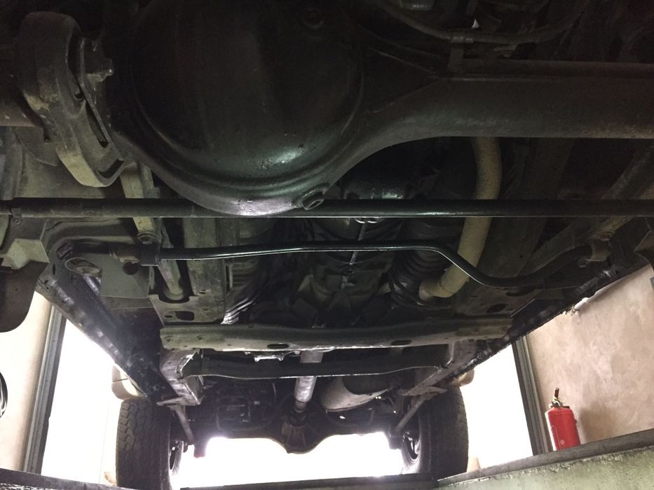Nissan Patrol Y61, motor 2.8 - 129 cp, 7 locuri, cutie viteze manuala