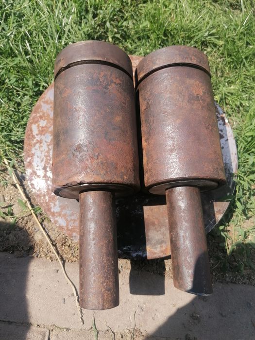 Butuci pt căruță, betoniere, remorci de tractor sau motocultor