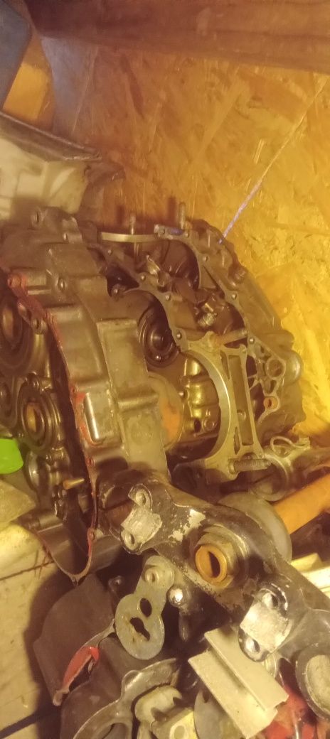 Dezmembrez xt 600 dr 650 klr 600
