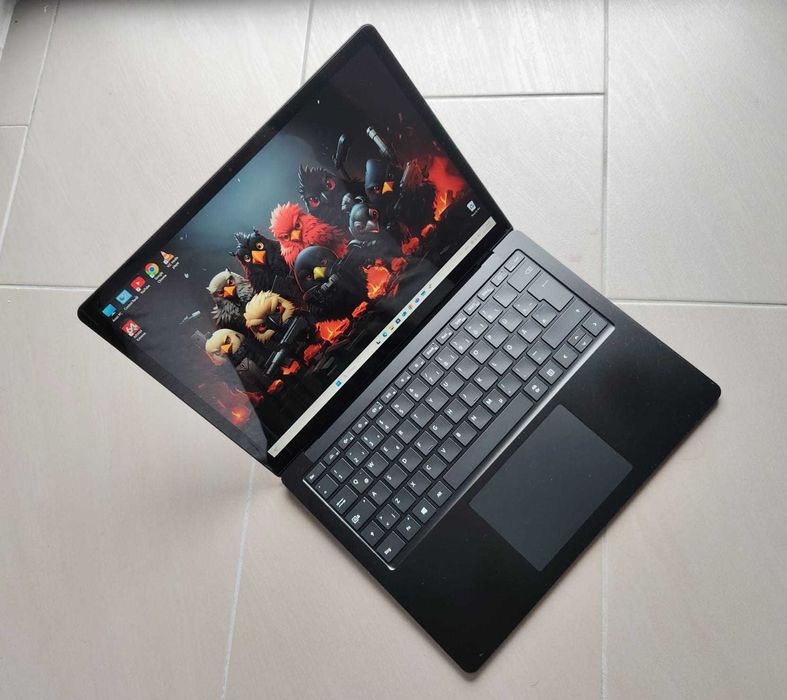 Laptop Super Slim Touchscreen 13.5" Surface 3 i5 gen 10 Metal Tableta