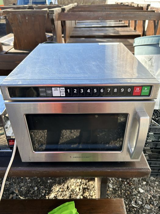 Микровълнова печка MERRYCHEF