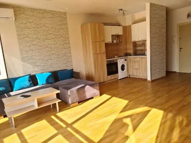 Чисто нов Луксозен Апартамент Студенски град за нощувки