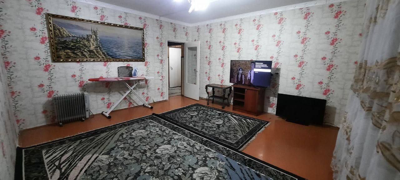 Квартира қизларга
