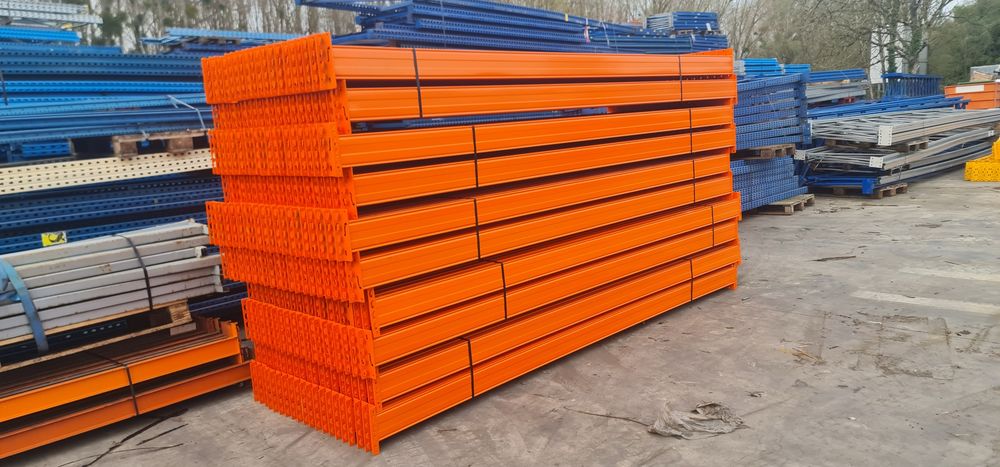 Rafturi metalice