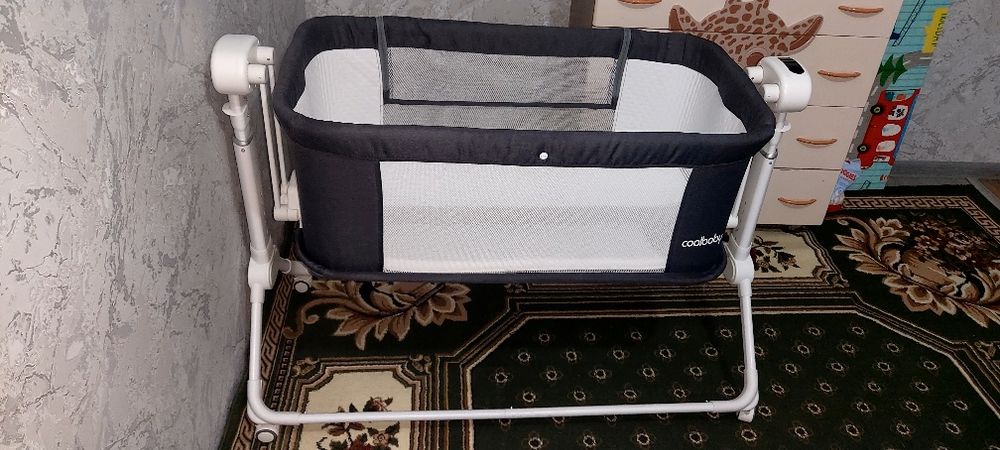 Продаётся детская приставная музыкальная люлька, с укачиванием.