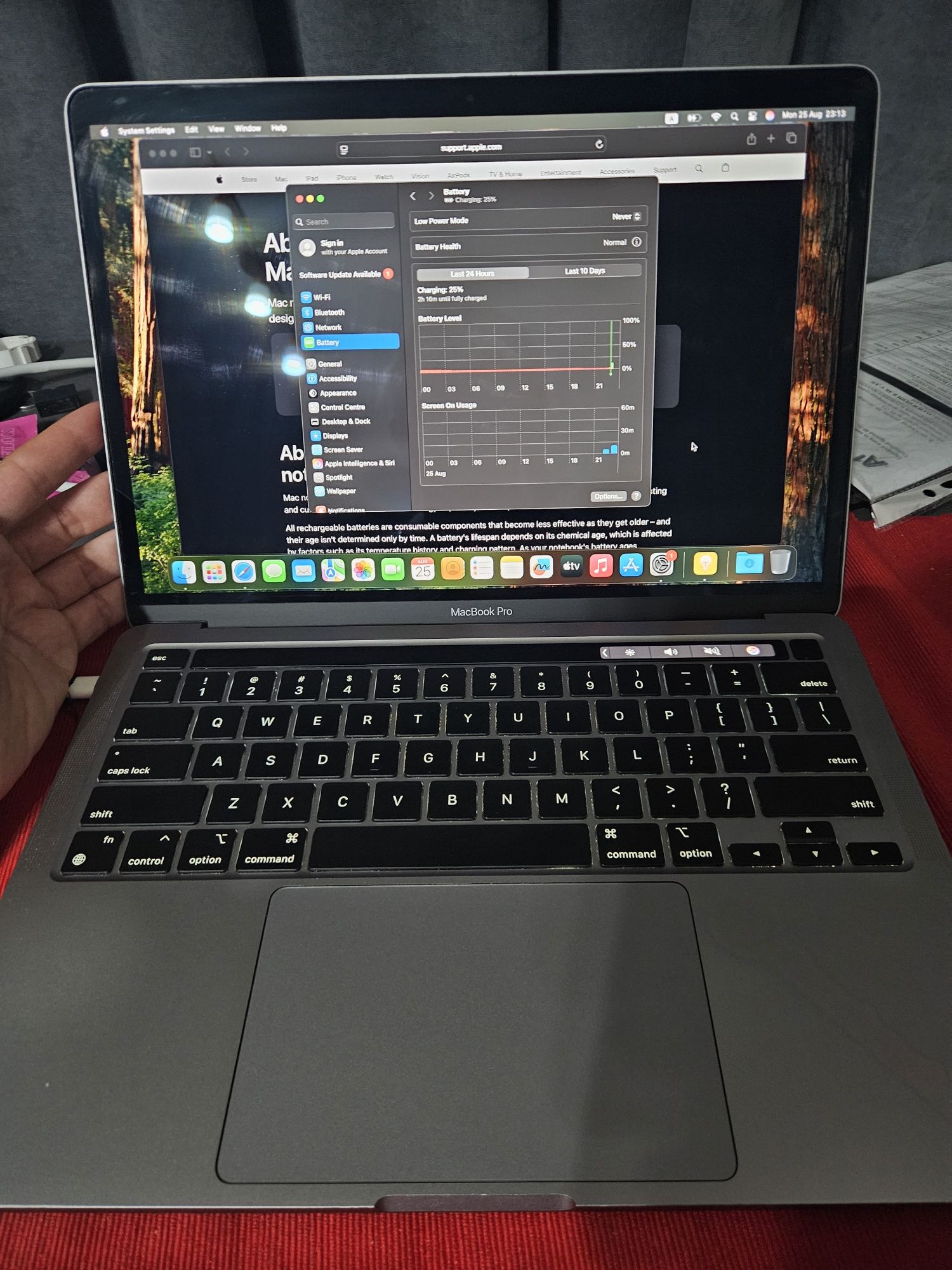 Apple MacBook Pro 13' M1 1TB SSD 16GB 8 core CPU