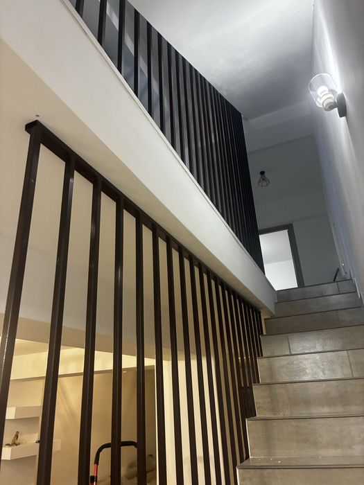 Scari,balustrade,balcoane,riflaje metalice,porti jaluzele