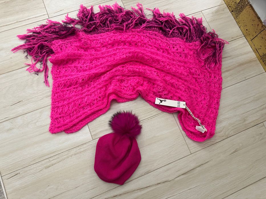 Caciula cu mot din blana naturala