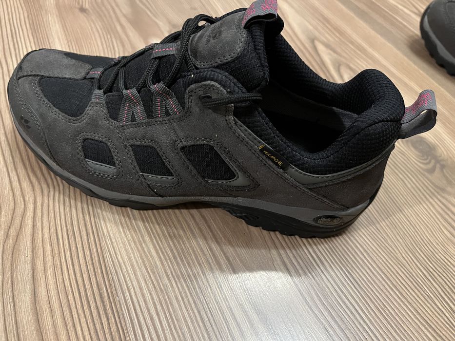 Продавам Jack Wolfskin Kriesel 1, женски