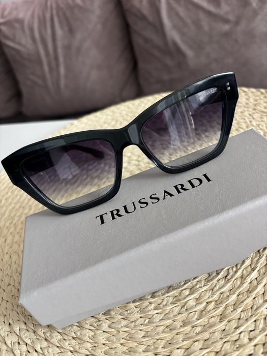 Дамски слънчеви очила Trussardi