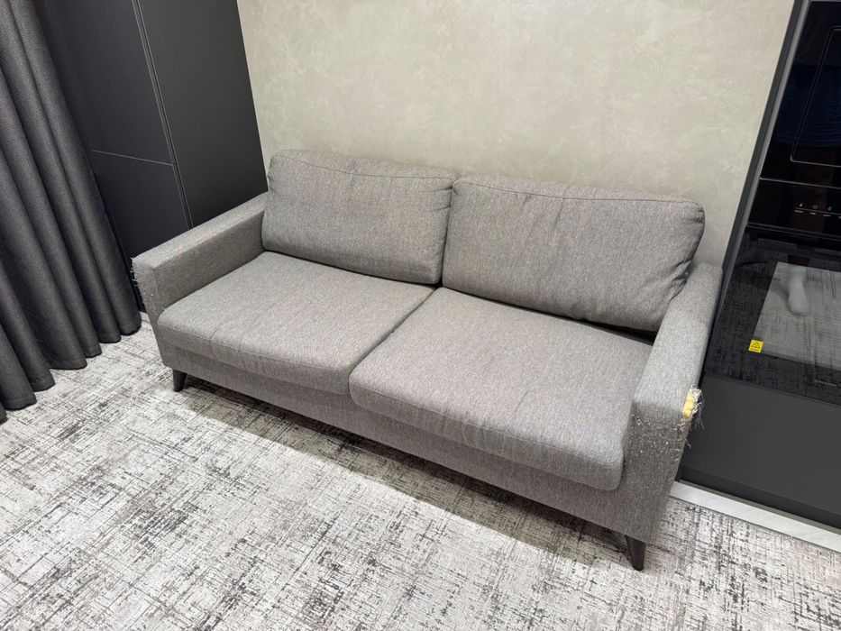 Продам диван б/у