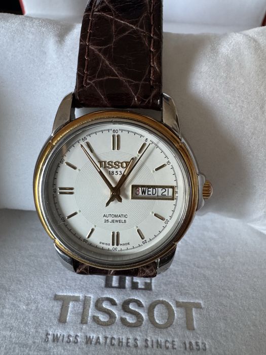 Продам мужские часы Tissot