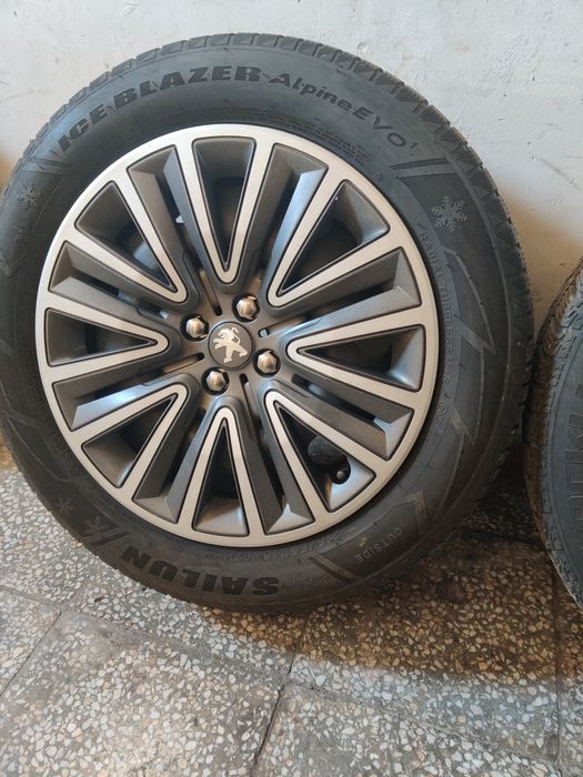 215/55/16 зимни гуми