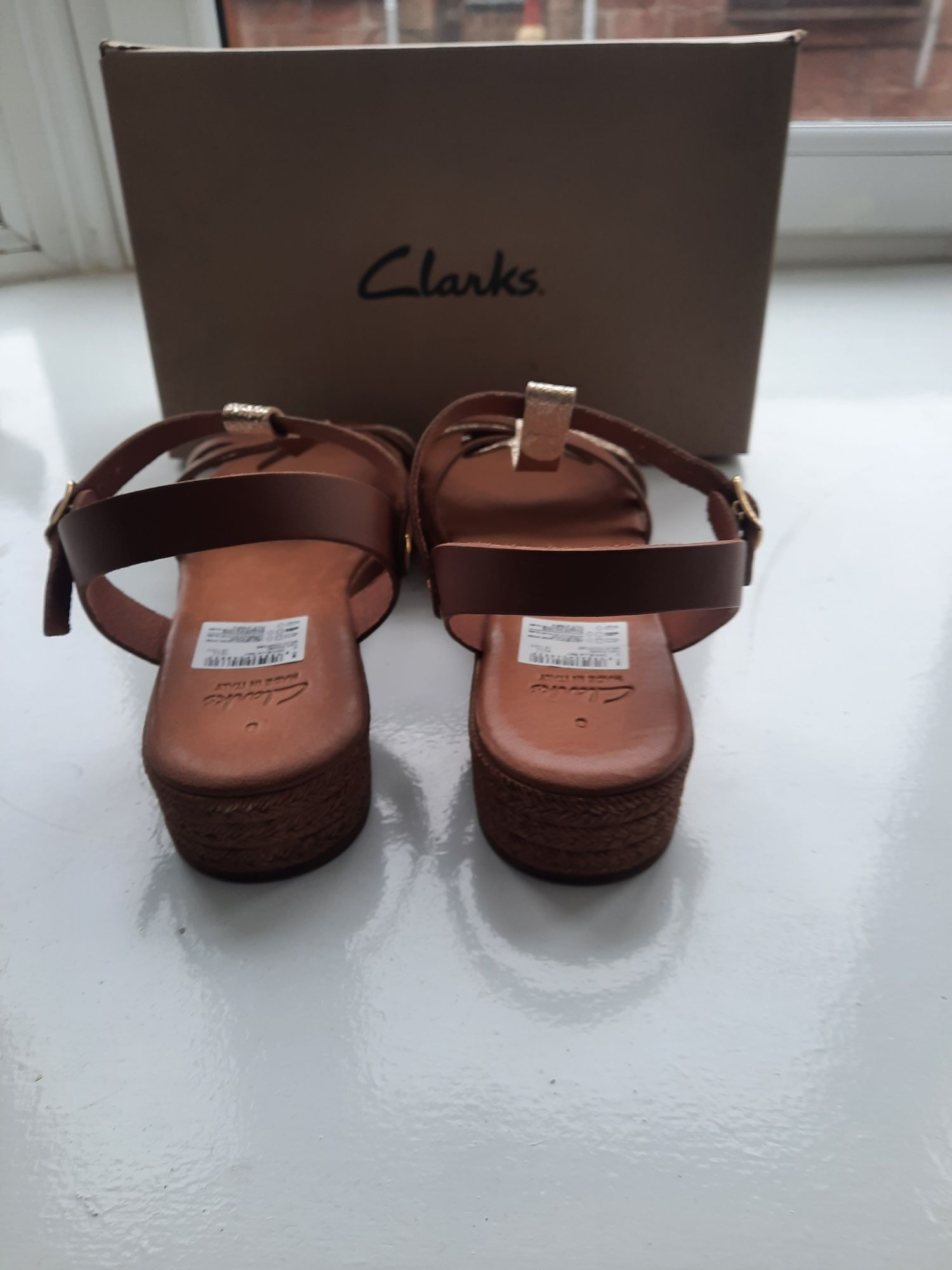 Clarks  нови сандали р-р UK 8 BG  41 /42