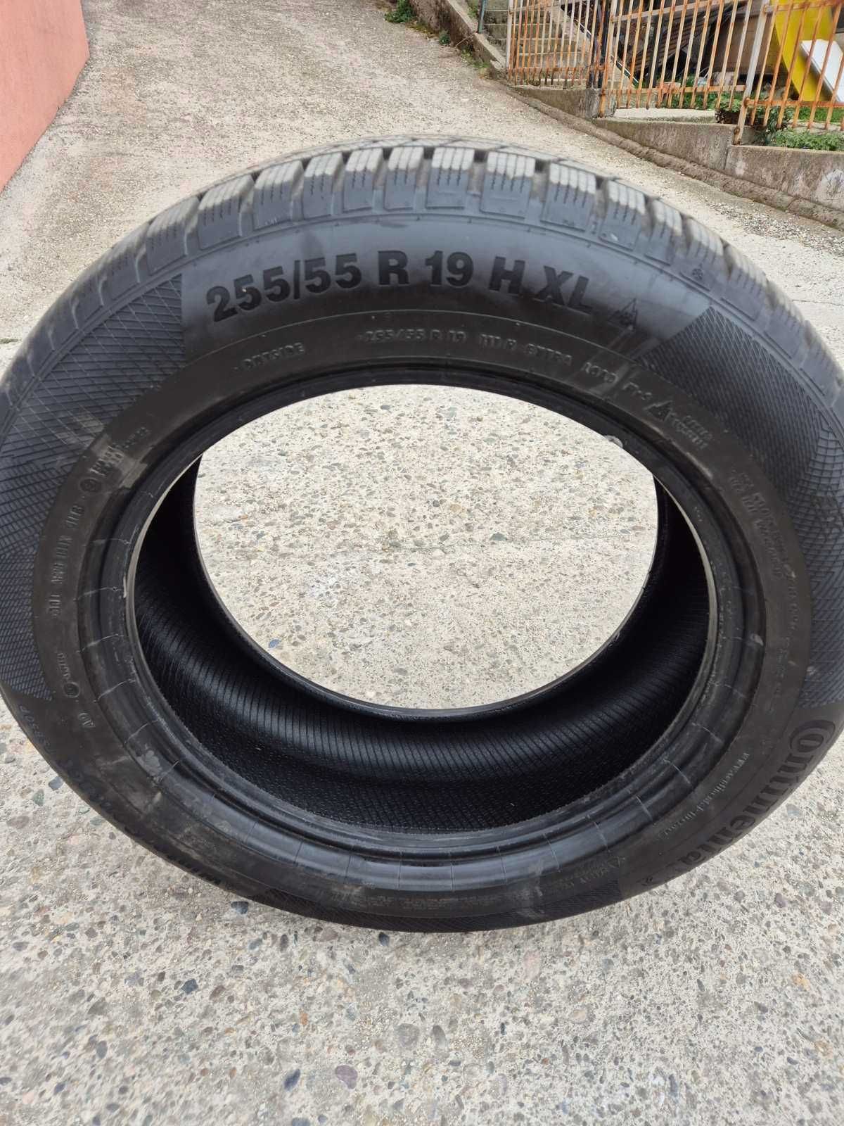 Continental 255/55/19