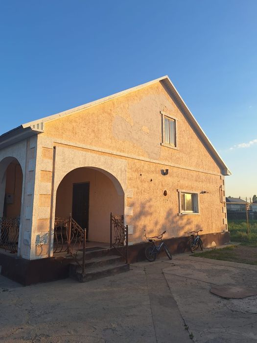 Жаңақоныс дом 4ком. 160кв