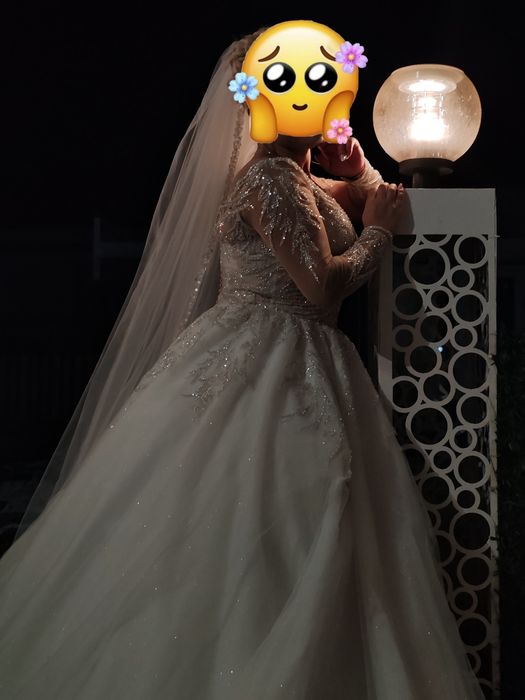 Vând Rochie Mireasa model deosebit