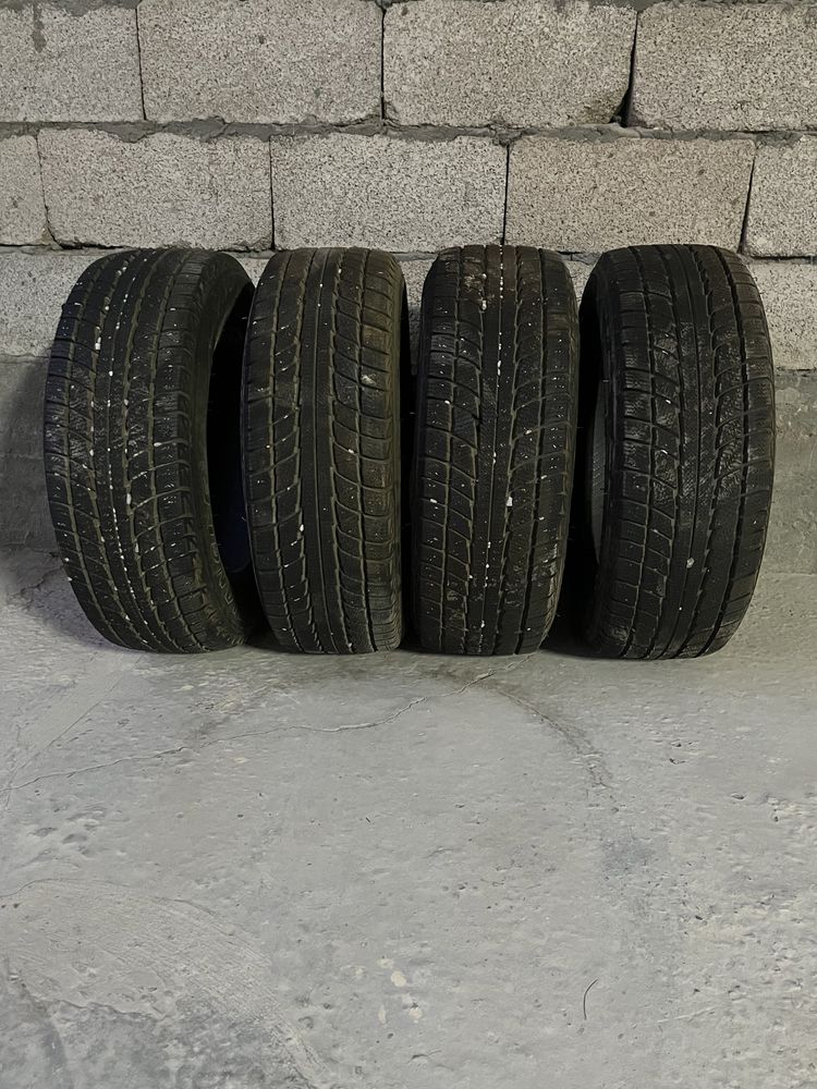 Зимние шины 185/65 R14