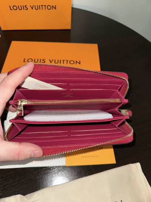 Portofel Louis Vuitton rosu