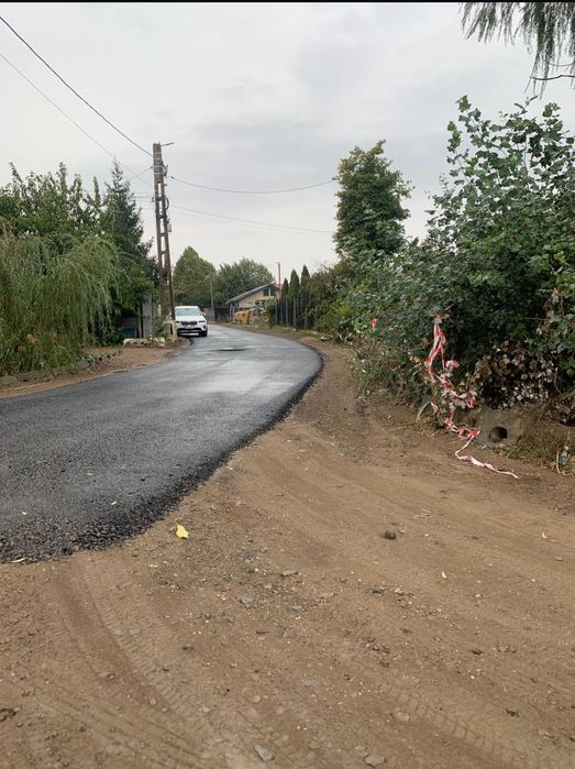 Vând teren intravilan