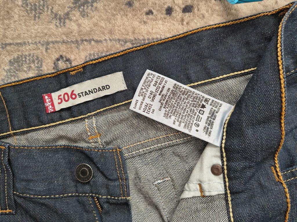Blugi Levi's 506