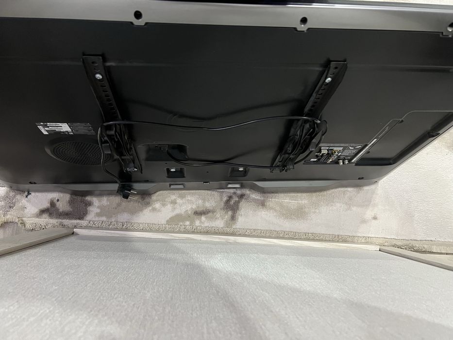 Продам Smart TV LG 55"