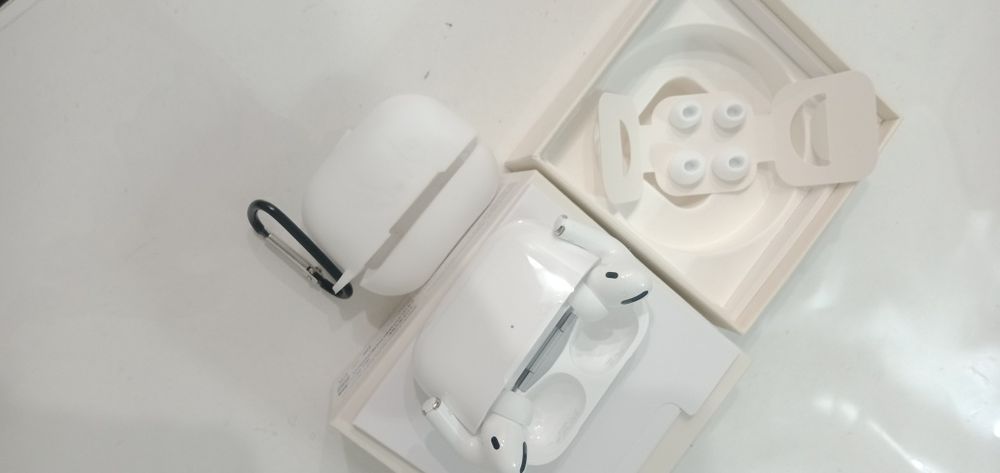 AirPods Pro в корошем состояни