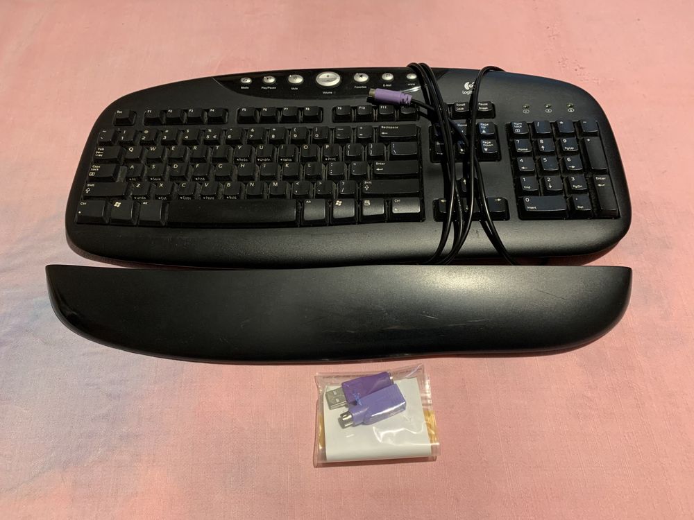 Vand tastatură Logitech