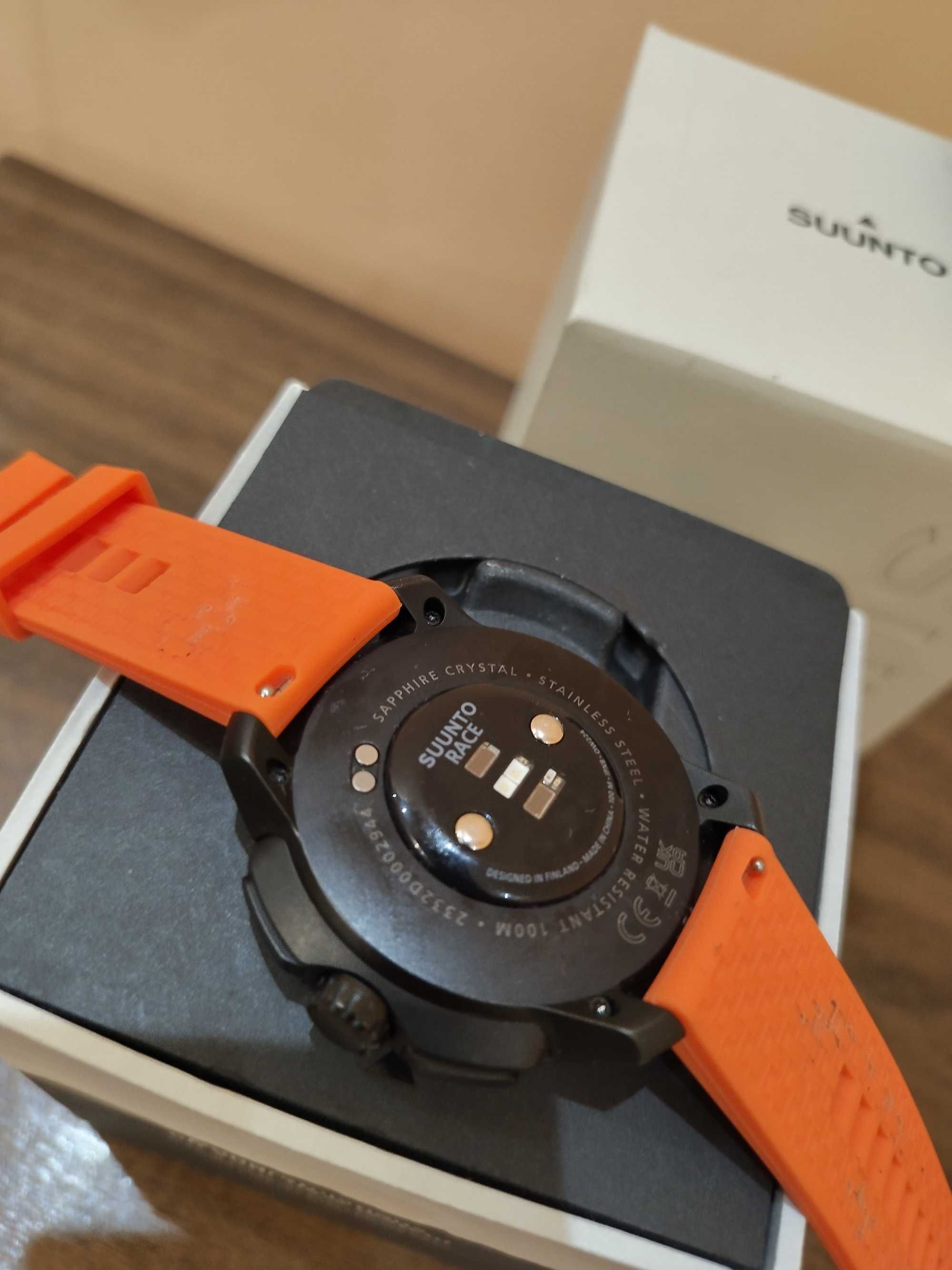 Suunto Race All black като нов, гаранция