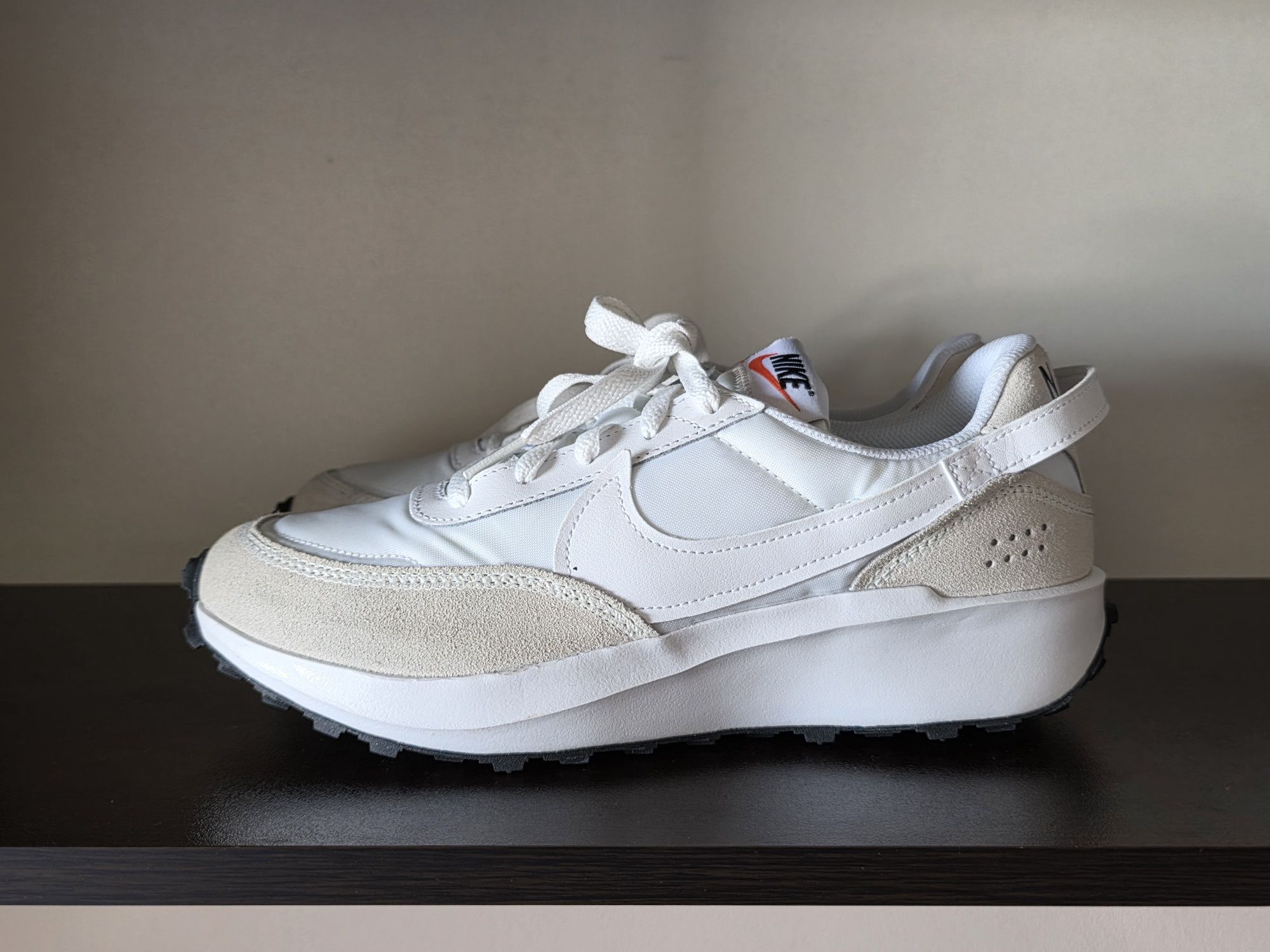 Nike NIKE WAFFLE DEBUT 41номер 26см Стелка Като Нови