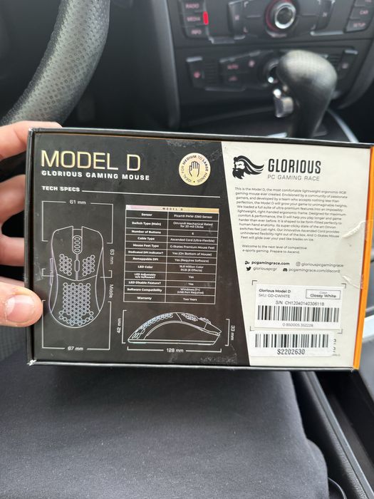 Геймърска мишка Glorious MODEL D