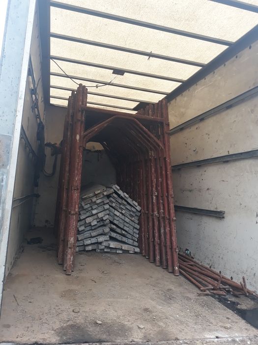 Vand schela metalică la pret bun