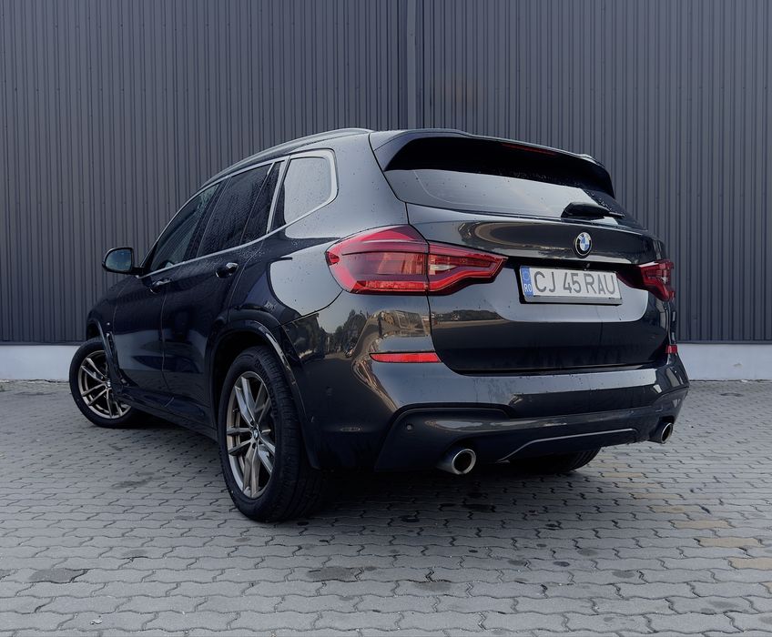 BMW X3 M-Packet/ Ventilatie/ Panoramic/ Camera 360/ LED/ Distronic