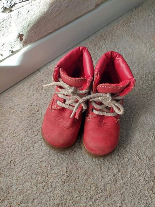 Cizme bocanci  iarna zapada lui  marimea 21 13.5 cm imblanite