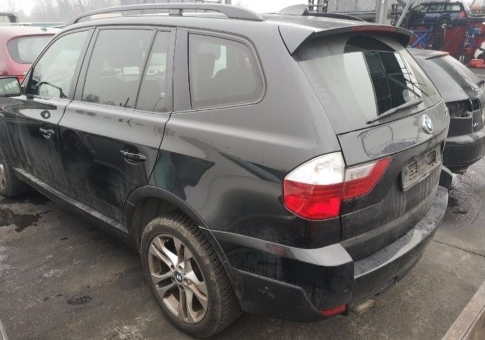 Dezmembrez bmw x3 e83