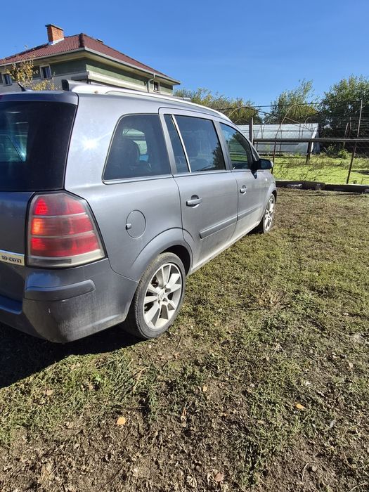 Opel Zafira B 1.9
